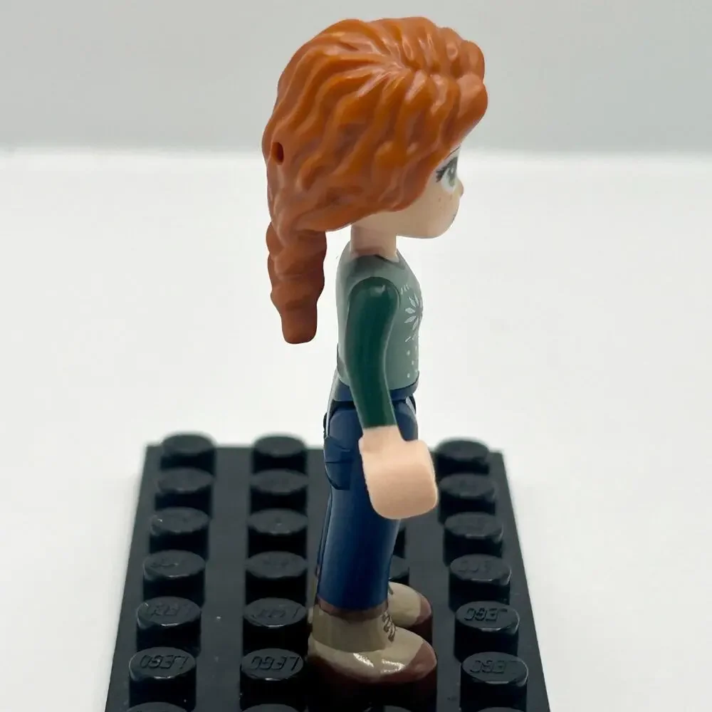 Lego New Friends Autumn Sand Green Sweater Vest Dark Blue Trousers Minifigure